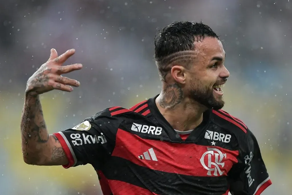 Michael está de saída. Foto: Thiago Ribeiro/AGIF