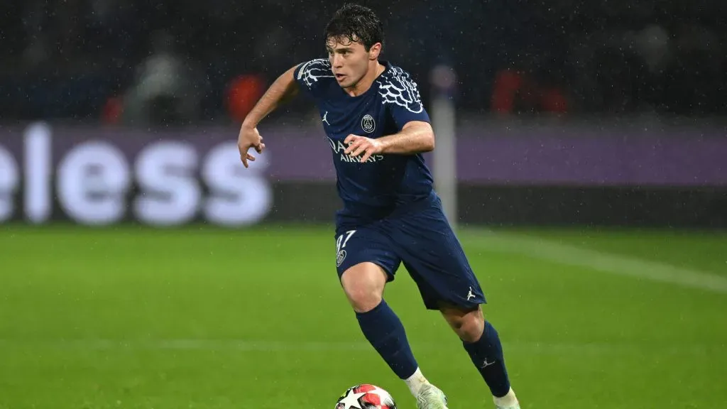 João Neves em jogo do PSG. Foto: Mike Hewitt/Getty Images