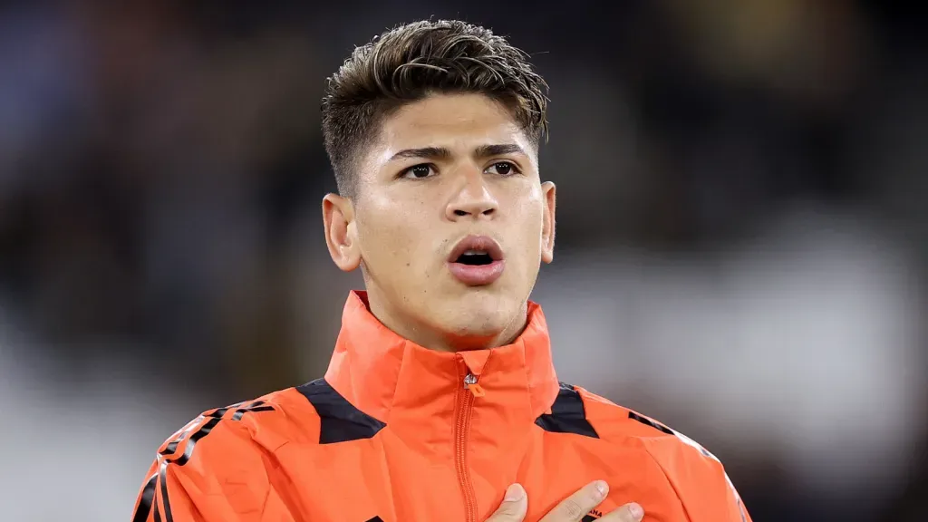 Jorge Carrascal antes de jogo pela colômbia (Photo by Warren Little/Getty Images)