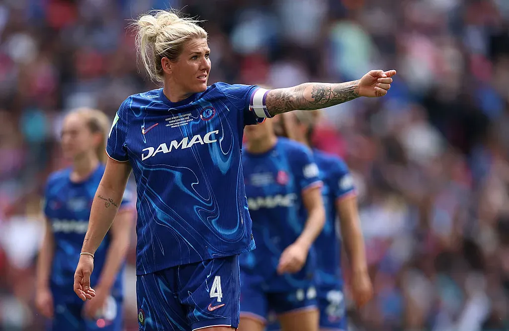 Millie Bright durante partida do Chelsea (Photo by Julian Finney/Getty Images)