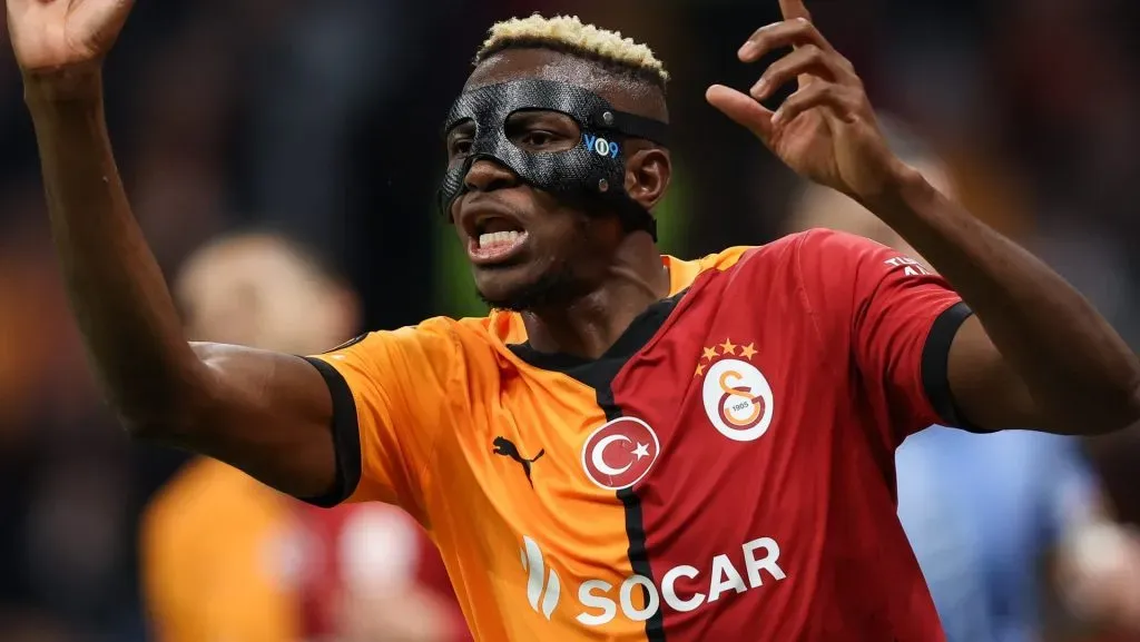 Osimhen, alvo do Manchester United (Photo by Ahmad Mora/Getty Images)