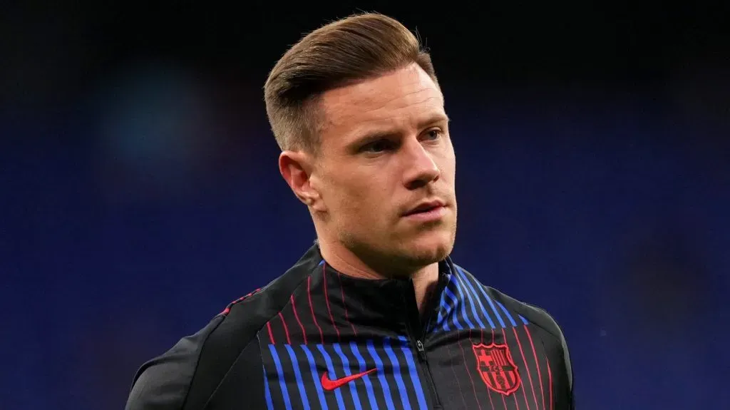 Ter Stegen pelo Barcelona. (Photo by Alex Caparros/Getty Images)