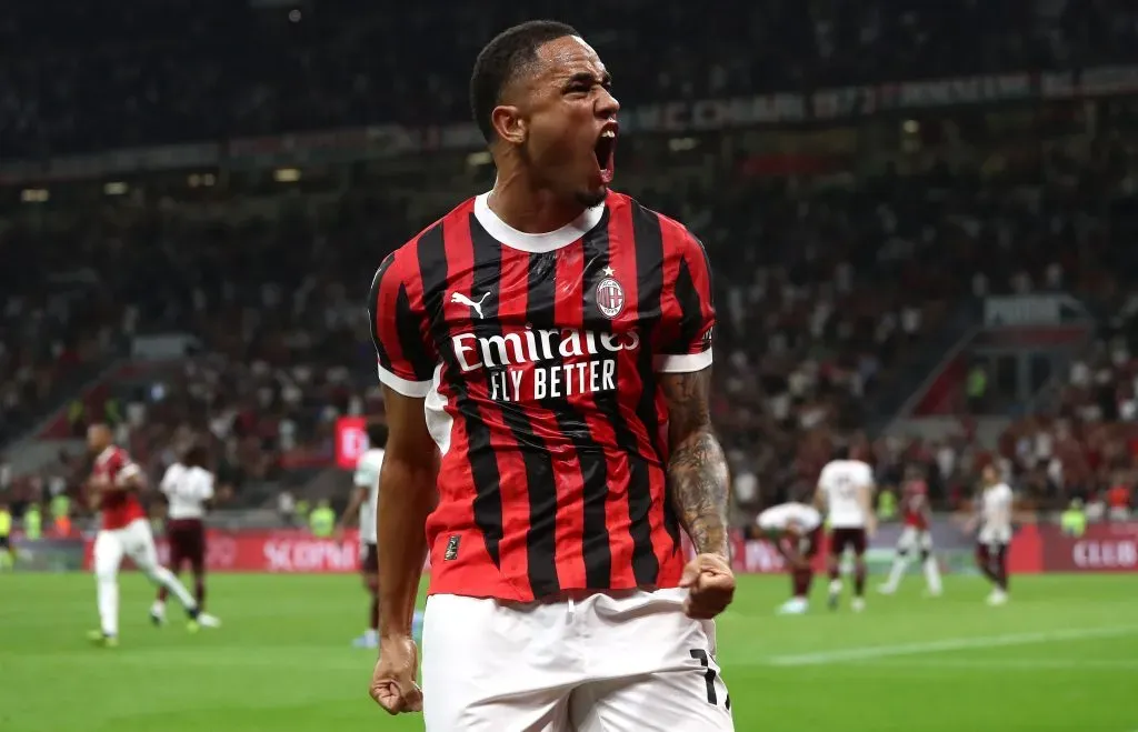 Okafor salvou o Milan no San Siro