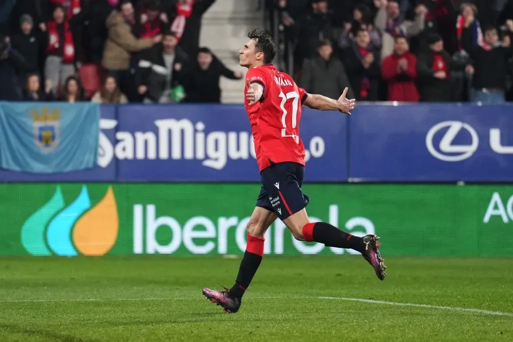 Budimir é alvo do Real Madrid. (Photo by Juan Manuel Serrano Arce/Getty Images)