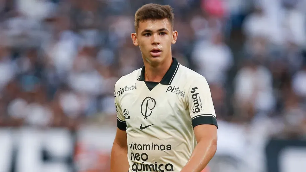 Gabriel Moscardo, atualmente no PSG, durante partida pelo Corinthians (Photo by Ricardo Moreira/Getty Images)
