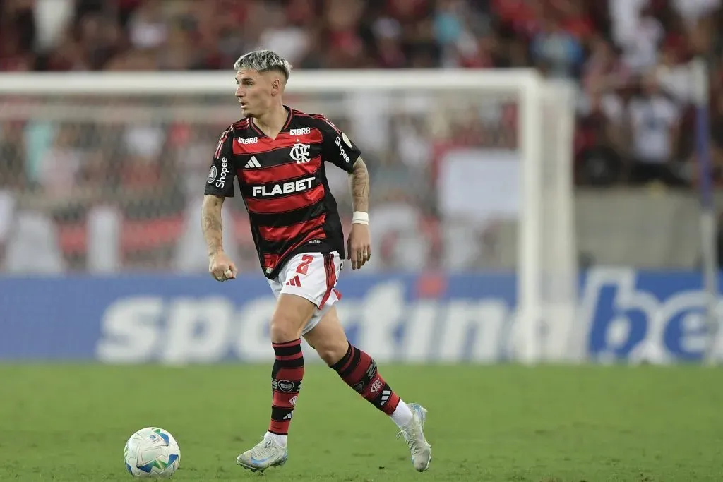 Valera jogador do Flamengo durante partida contra o Deportivo Táchira no estádio Maracanã pelo campeonato Copa Libertadores 2025. Foto Thiago RibeiroAGIF