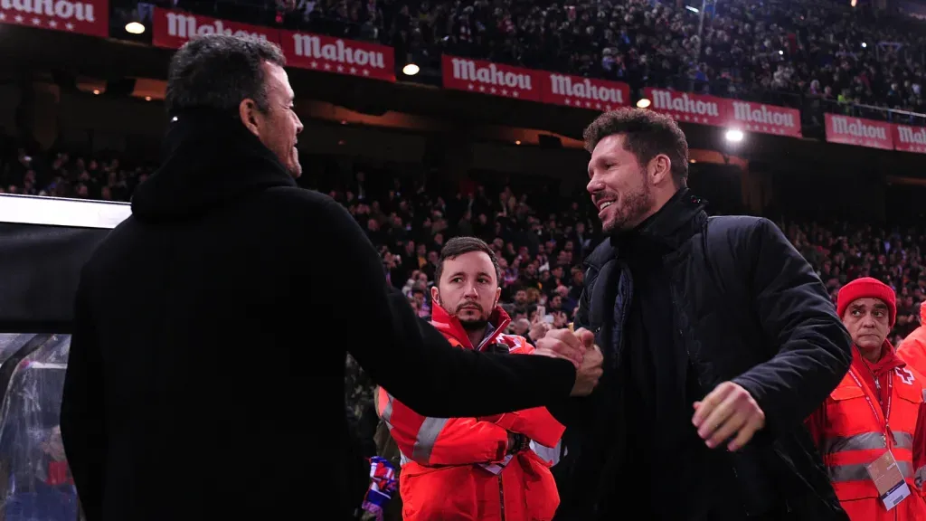 Técnico Luis Enrique e Diego Simeone antes de partida (Photo by Denis Doyle/Getty Images)