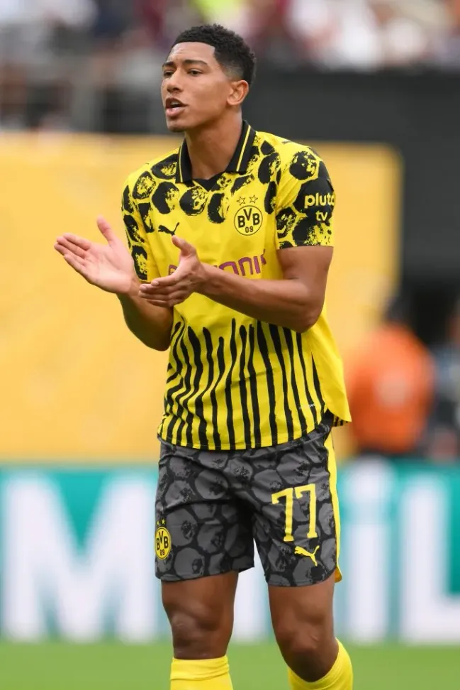 Jobe Bellingham duante a partida contra o Fluminense, pelo Mundial de Clubes. (Photo by David Ramos/Getty Images)