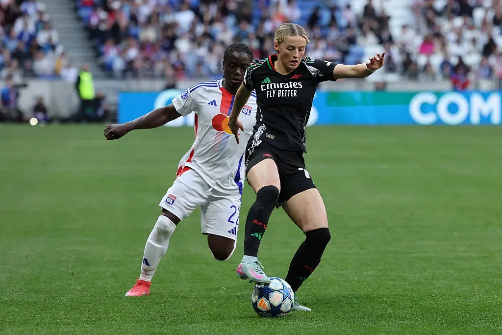 Chloe Kelly durante partida do Arsenal (Photo by Catherine Steenkeste/Getty Images)