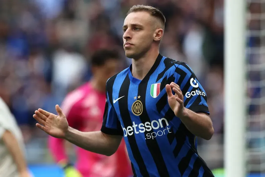 Frattesi em ação com a Inter (Photo by Marco Luzzani/Getty Images)