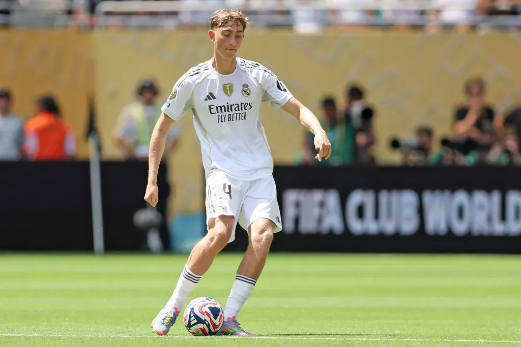 Dean Huijsen pelo Real Madrid. (Photo by Megan Briggs/Getty Images)