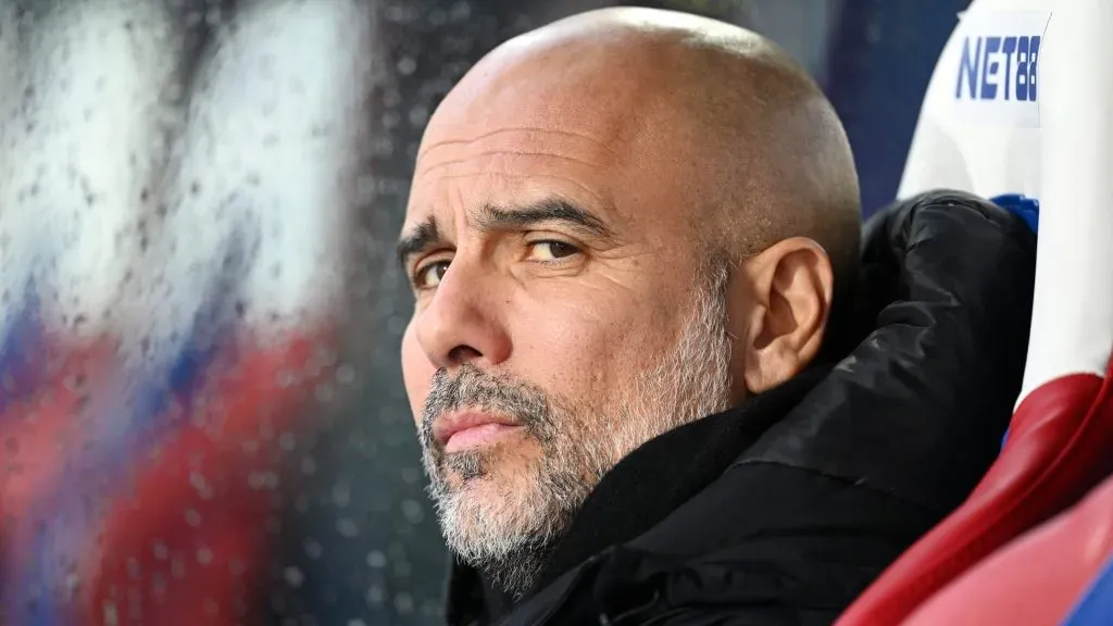 Guardiola, de jaqueta preta (Photo by Justin Setterfield/Getty Images)