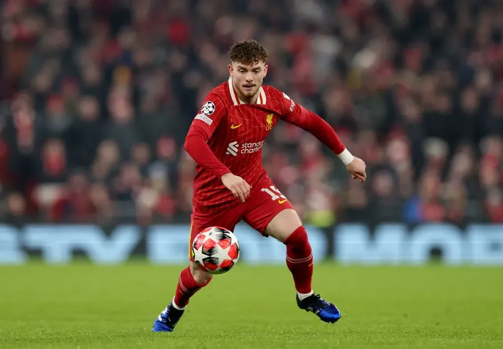 Harvey Elliott correndo