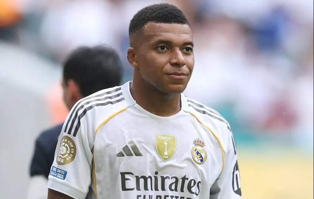 Mbappé em Real Madrid X Juventus