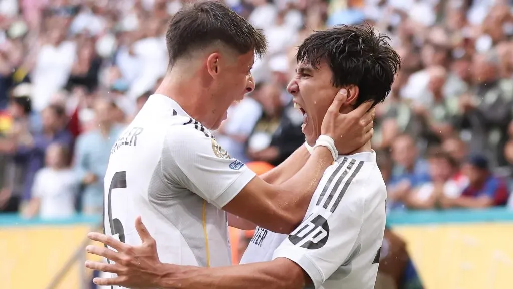 Gonzalo García e Arda Guler comemorando. Foto: Megan Briggs/Getty Images