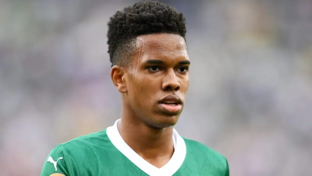 Estevão em partida pelo Palmeiras no Mundial de Clubes. (Photo by David Ramos/Getty Images)