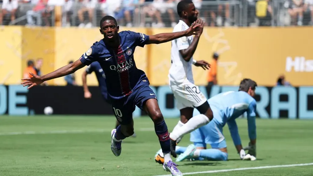 Ousmane Dembelé comemorando gol contra o Real Madrid. Foto: Dan Mullan/Getty Images