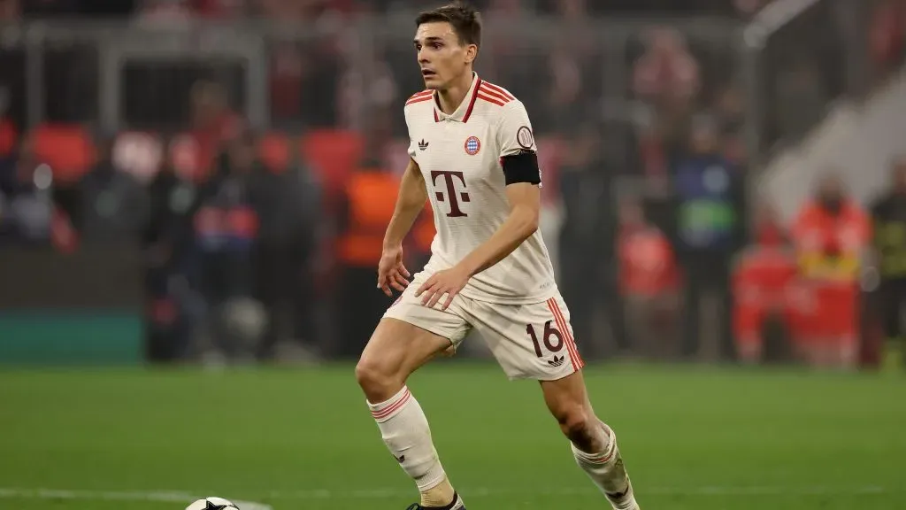 João Palhinha em jogo do Bayern de Munique. Foto: Alexander Hassenstein/Getty Images