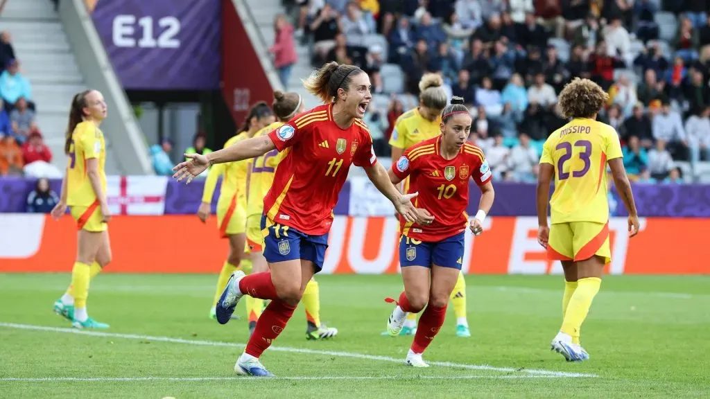 Alexia Putellas comemora gol contra a Bélgica (Photo by Alexander Hassenstein/Getty Images)