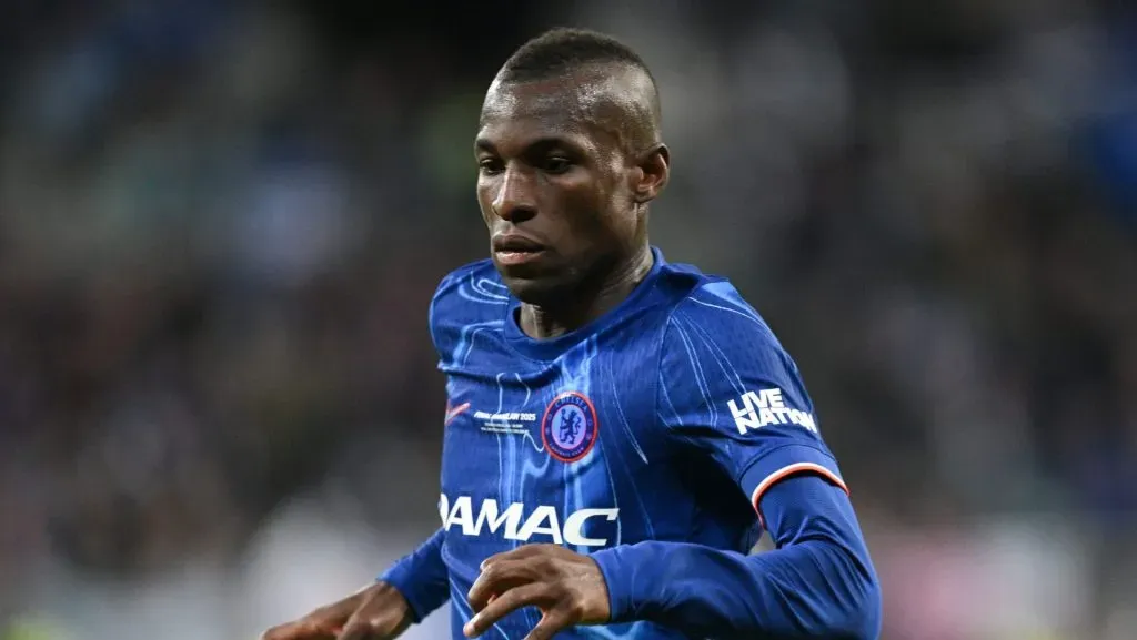 Chelsea avisa o Milan que negociará Nicolas Jackson por £ 100 milhões