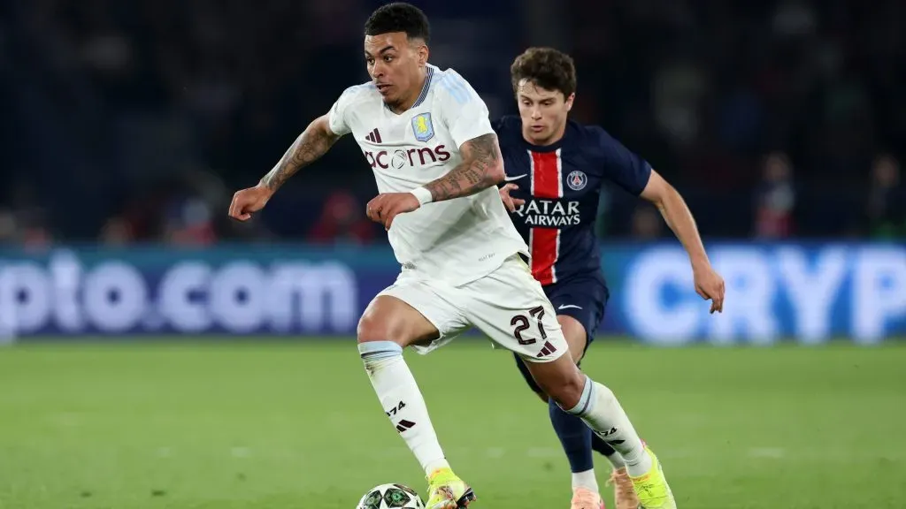 Morgan Rogers no jogo de ida contra o PSG. Foto: Michael Steele/Getty Images