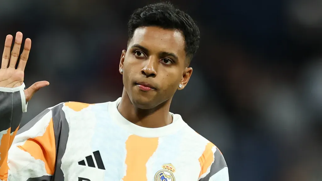 Rodrygo, alvo do Barcelona, em cena com o Real Madrid. Foto: Florencia Tan Jun/Getty Images