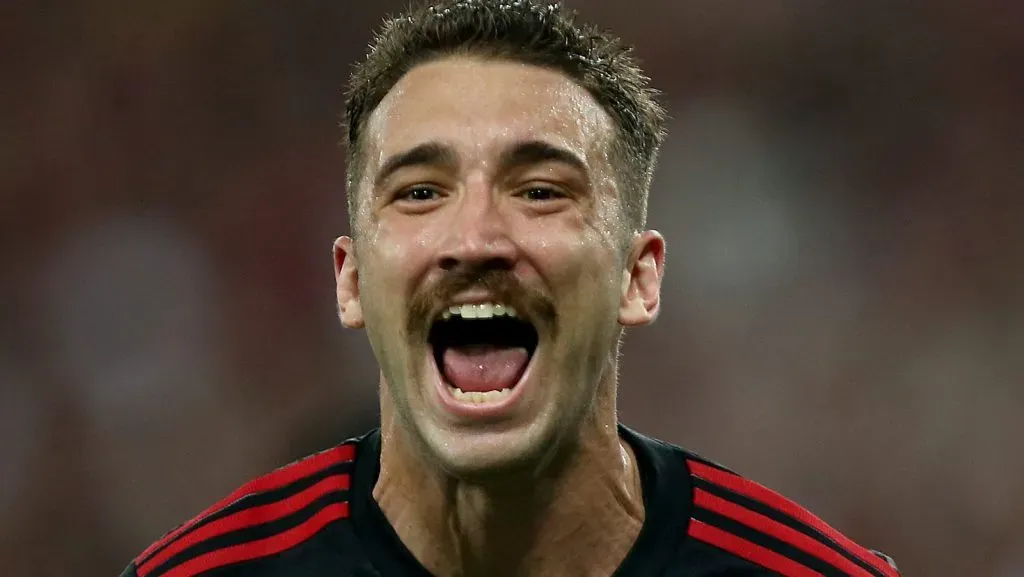Léo Ortiz se torna alvo de gigante europeu e pode deixar o Flamengo (Photo by Wagner Meier/Getty Images)