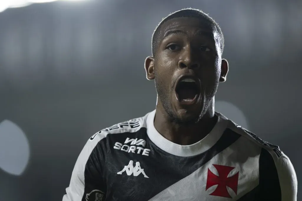 Rayan é alvo do Monaco e pode frustrar o Barcelona. Foto: Jorge Rodrigues/AGIF
