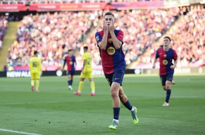 Fermín Lopez comemorando gol pelo Barcelona. (Photo by Judit Cartiel/Getty Images)
