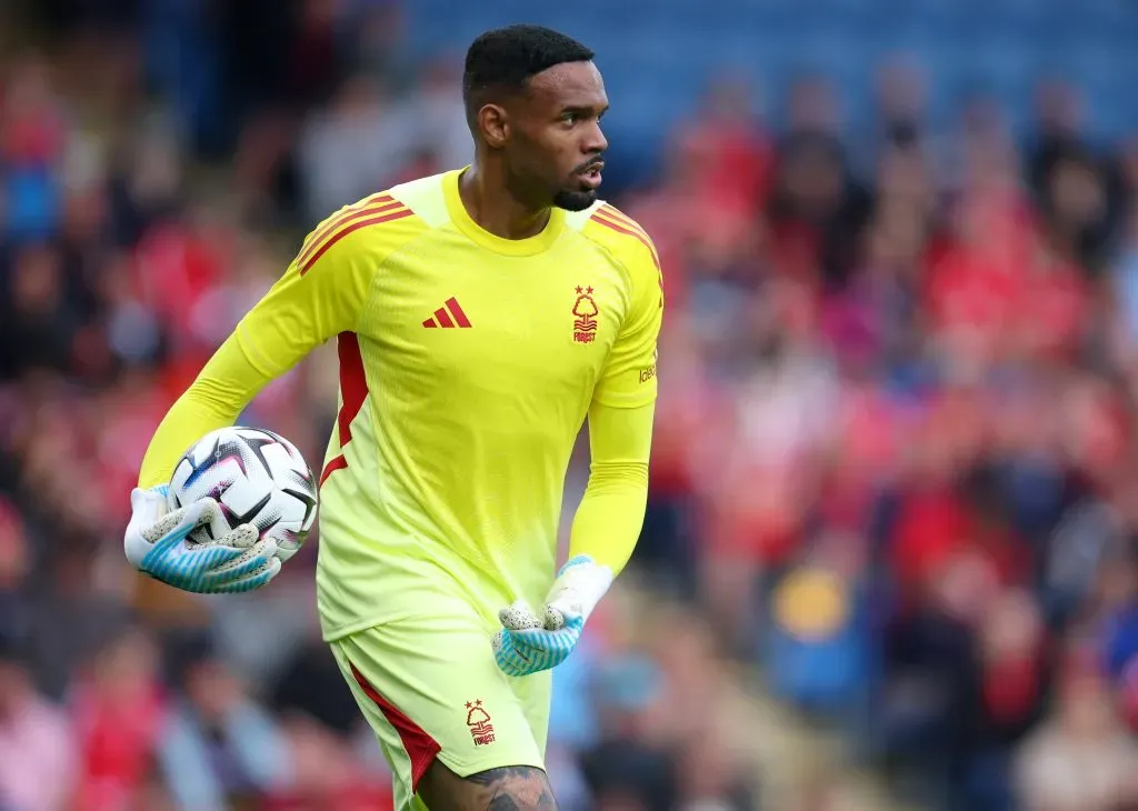Carlos Miguel, goleiro do Forest em amistoso de pré-temporada. (Photo by Ed Sykes/Getty Images)