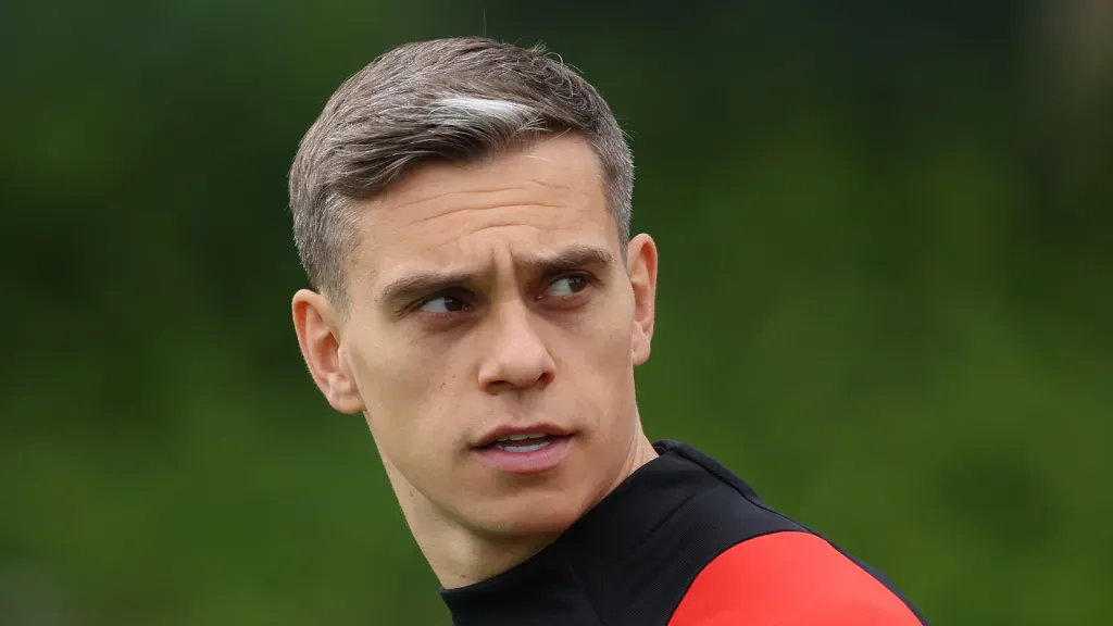 Leandro Trossard, atacante do Arsenal (Photo by Alex Davidson/Getty Images)