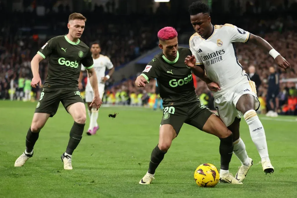Yan Couto x Vinicius Jr. (Photo by Florencia Tan Jun/Getty Images)