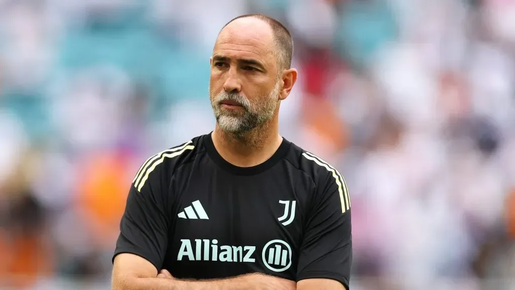 Com contrato até 2028 e queda recente em seu valor de mercado, o meio-campista marroquino surge como uma oportunidade estratégica para quem busca reforçar o elenco com um jogador experiente, versátil e em plena forma. (Photo by Michael Reaves/Getty Images)