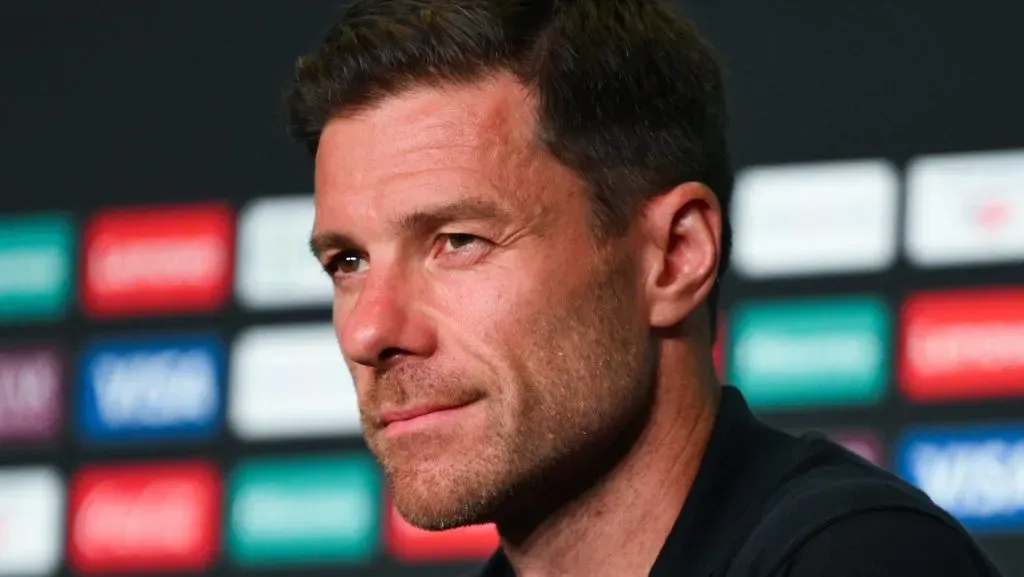 Xabi Alonso em coletiva pelo Real Madrid