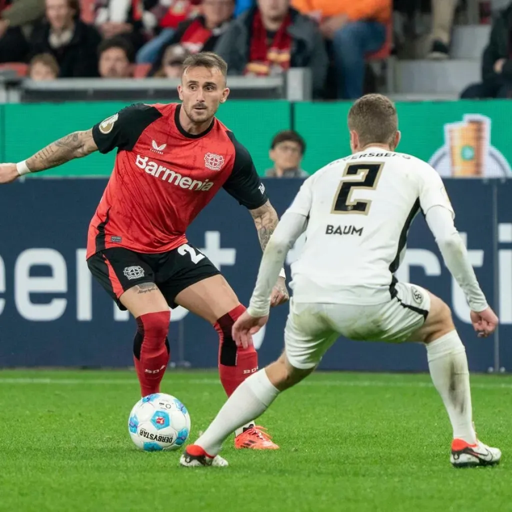Aleix Garcia em jogo do Bayer Leverkusen. Foto: dpa picture alliance / Alamy Stock Photo
