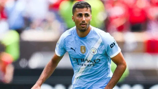 Rodri pelo Manchester City. Ele é alvo do Real Madrid