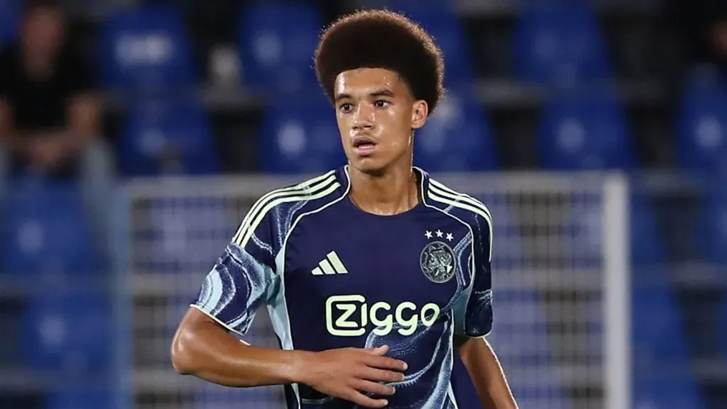 Aaron Bowman despertou o interesse de gigantes da Premier League. Foto: Marco Luzzani/Getty Images