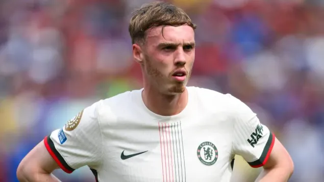 Palmer, alvo do Real Madrid, em campo com o Chelsea (Photo by David Ramos/Getty Images)