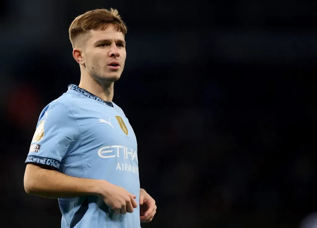 James McAtee, do Manchester City, durante a partida da Premier League entre Manchester City e West Ham United no Etihad Stadium, em 4 de janeiro de 2025, em Manchester, Inglaterra. (Foto: Carl Recine/Getty Images)
