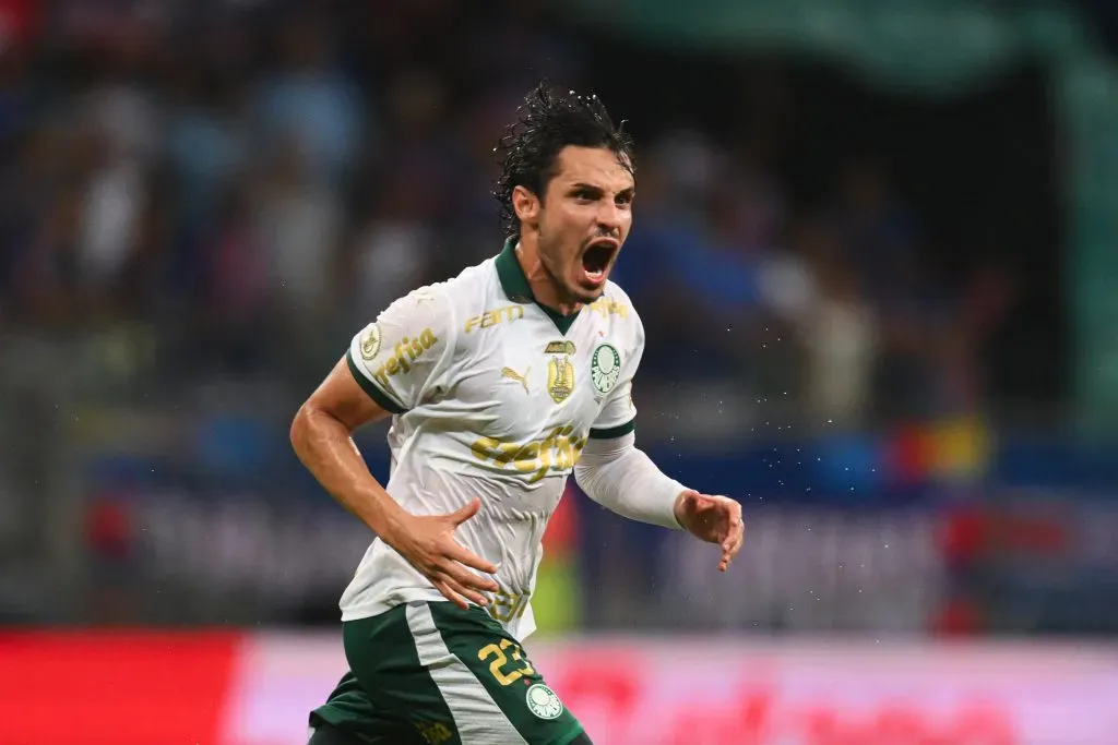Raphael Veiga pelo Palmeiras. (Photo by Pedro Vilela/Getty Images)