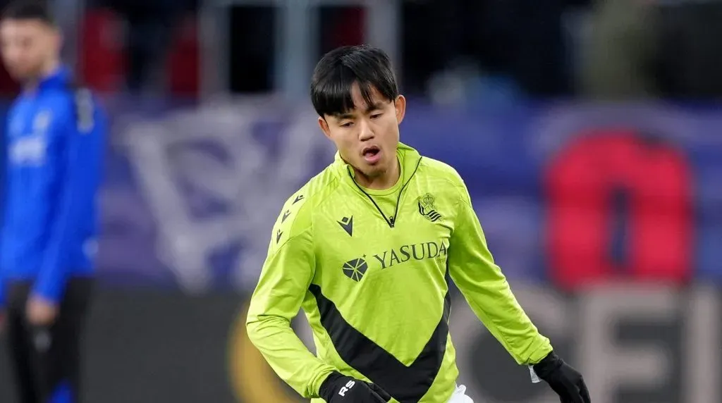 Takefusa Kubo em campo pela Real Sociedad (Juan Manuel Serrano Arce/Getty Images)