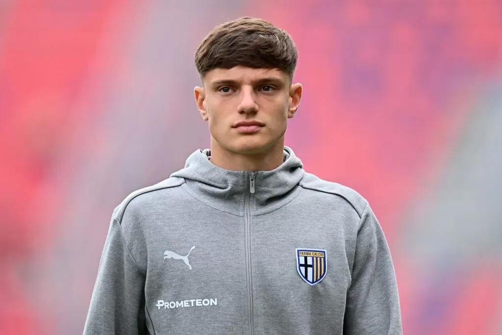 Giovanni Leoni, defensor de 18 anos, que defende o Parma e encaminhou sua transferência para o Liverpool. Foto: Alessandro Sabattini/Getty Images