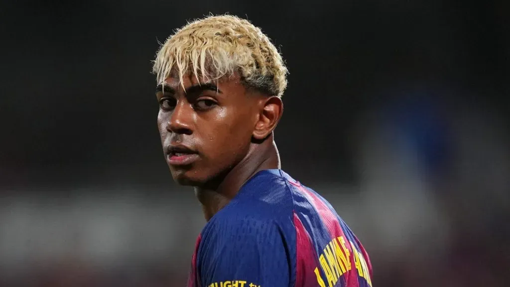 Lamine Yamal em jogo do Barcelona em 2025.