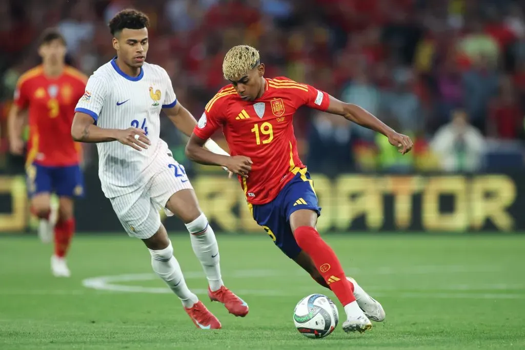 Lamine Yamal x Doué. (Photo by Alex Grimm/Getty Images)