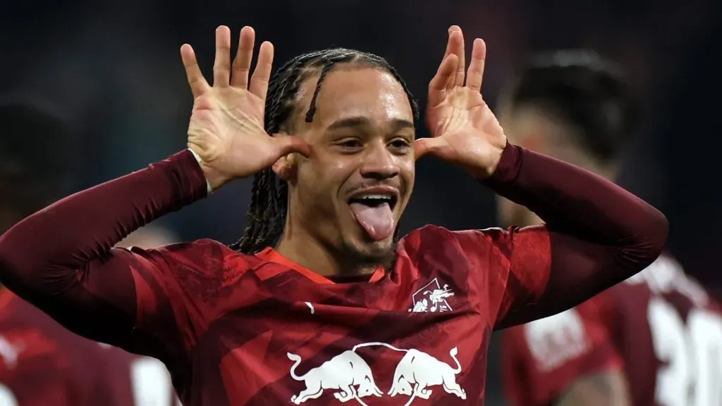 Liverpool pode negociar Harvey Elliot com o RB Leipzig de Xavi Simons