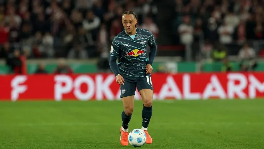 Xavi Simons em campo pelo RB Leipzig. Foto: Alexander Hassenstein/Getty Images