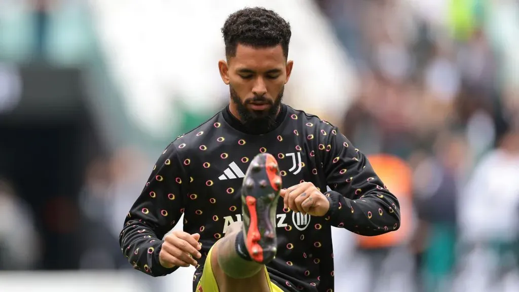 Douglas Luiz teve uma passagem discreta pela Juventus (Foto: Jonathan Moscrop/Getty Images)
