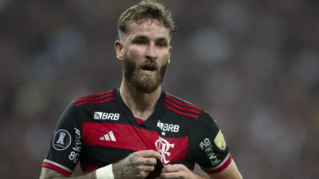 Léo Pereira pelo Flamengo