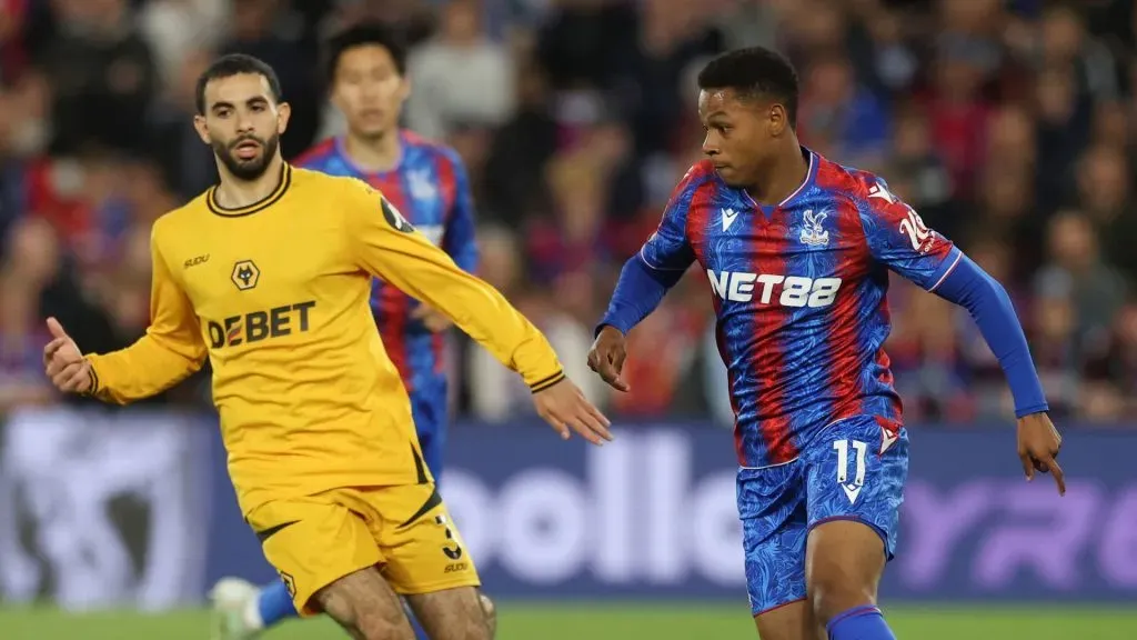 Matheus França em registro durante Wolves x Palace (Foto: Richard Pelham/Getty Images)