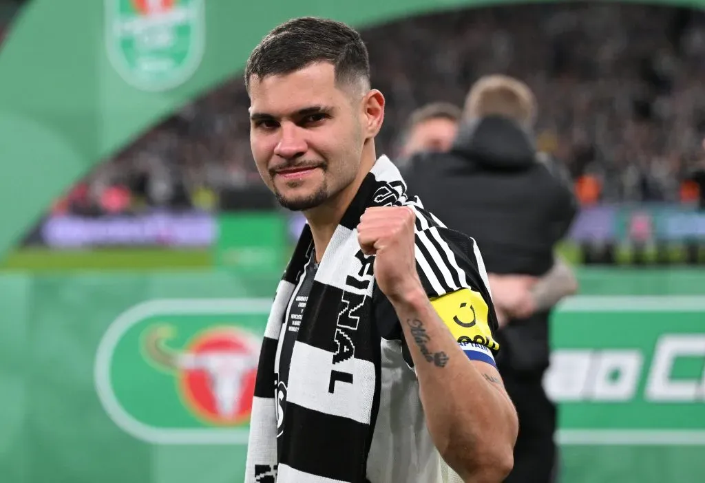 Bruno Guimarães, meia do Newcastle. Foto: Stu Forster/Getty Images